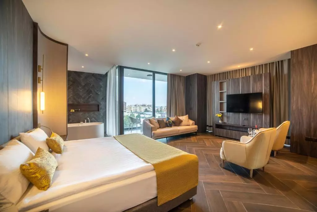 Hotel Pia Bella